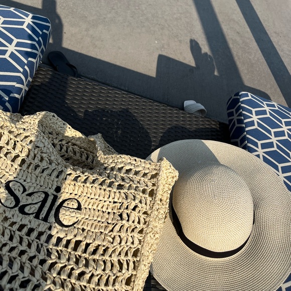 Meet your Posher, Evelyn - Picture 4 of 12